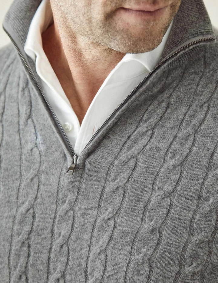 Zac Zipper Sweater - Cable Knit Texture & Adjustable Warmth