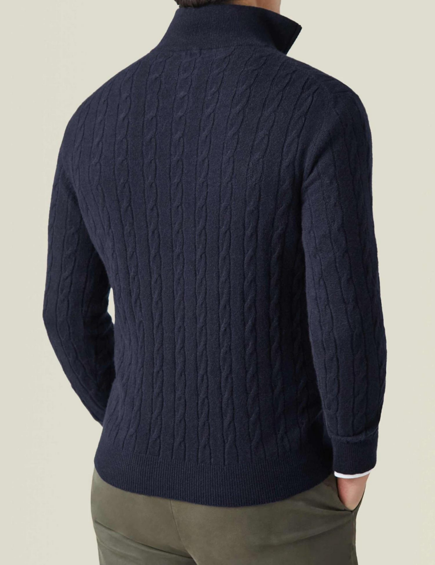 Zac Zipper Sweater - Cable Knit Texture & Adjustable Warmth